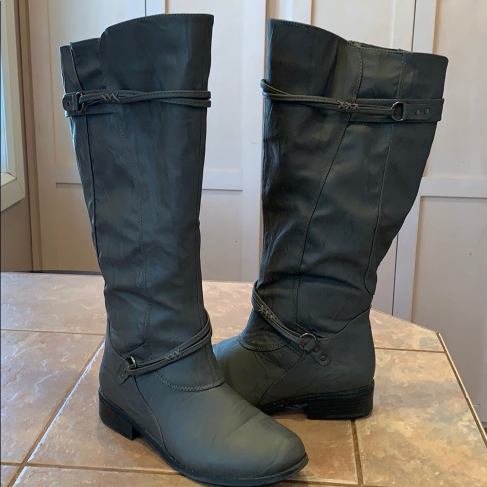 Journee collection wide calf tall riding boot gray